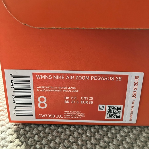 New Nike Zoom Pegasus 38 - Picture 3 of 9